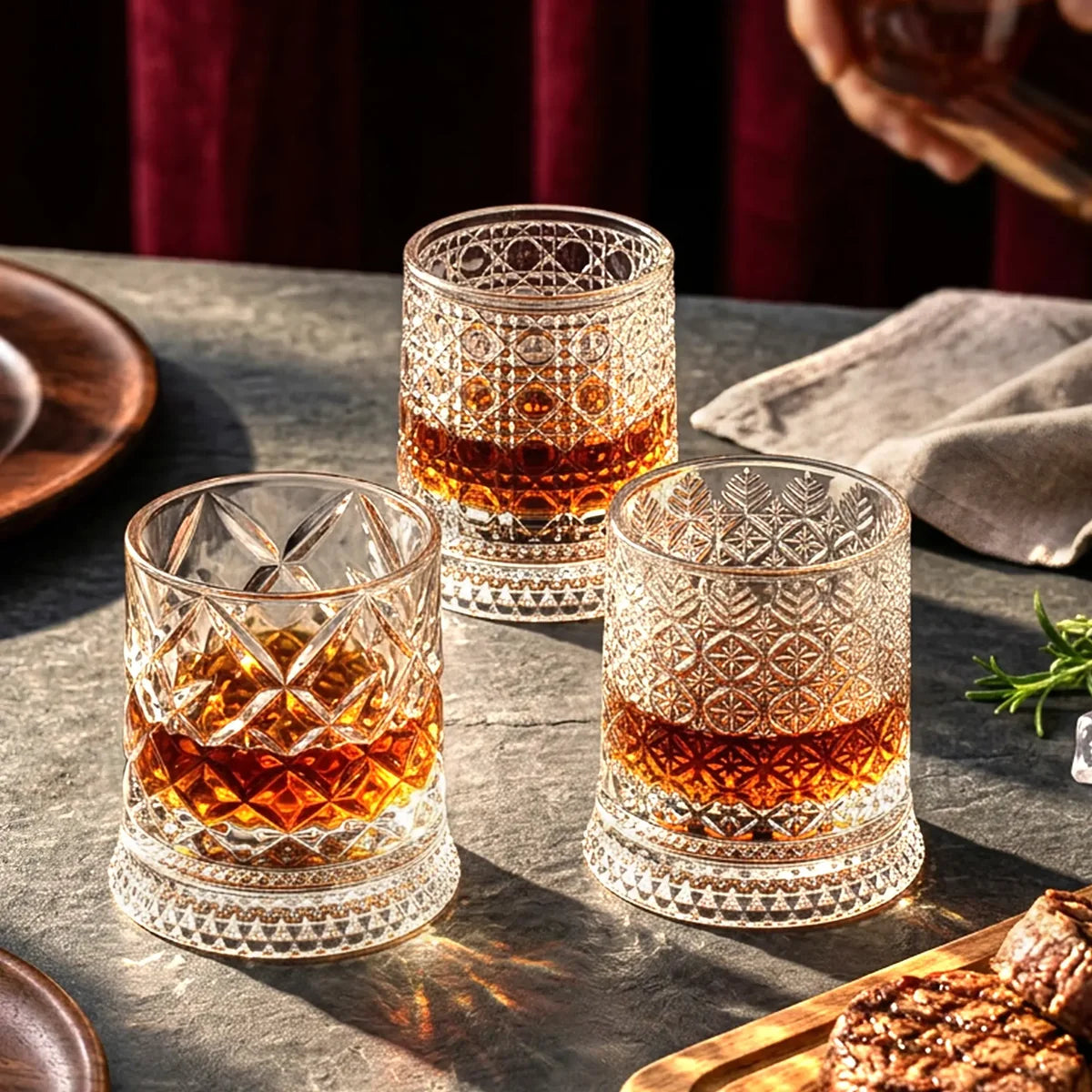 4-Pack Rotating Crystal Whiskey Glasses with4 Ice Ball Molds & Gift Box, Stress Relief,Spinning Drinking Glass Tumbler Set for ColdBeverages, Whiskey lovers, Parties and HomeBar, Perfect for Halloween, Thanksgiving,Christmas, Birthdays Occasion
